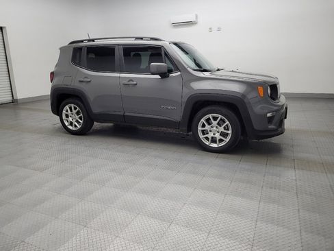Used 2021 Jeep Renegade Latitude image 11