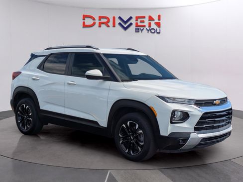 Used 2023 Chevrolet TrailBlazer LT w/ Convenience Package image 7