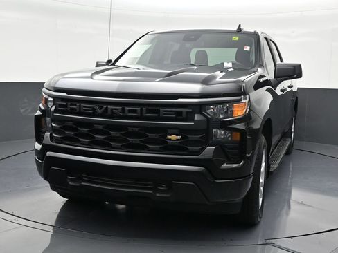 Used 2026 Chevrolet Silverado 1500 Custom image 9