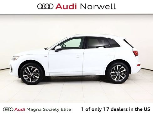 Used 2023 Audi Q5 2.0T Premium w/ Convenience Package AWD/4WD image 12