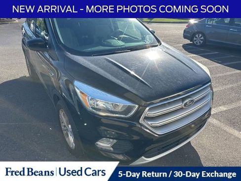 Used 2017 Ford Escape SE AWD/4WD image 15