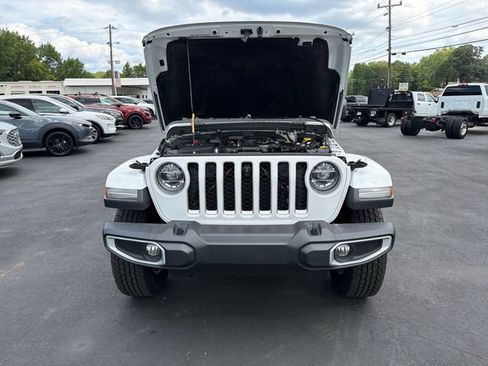 Used 2021 Jeep Wrangler Unlimited Sahara AWD/4WD image 13