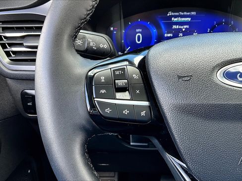 Used 2022 Ford Escape Titanium w/ Class II Trailer Tow Package image 22