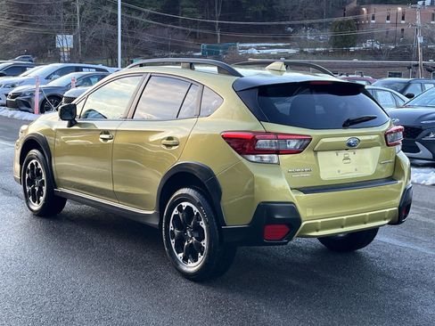 Certified 2021 Subaru Crosstrek 2.0i Premium image 3