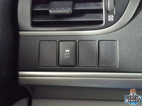 Used 2013 Toyota Camry LE FWD image 18