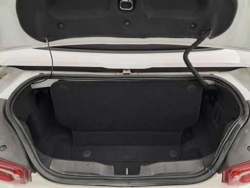 Used 2019 Chevrolet Camaro LT image 28