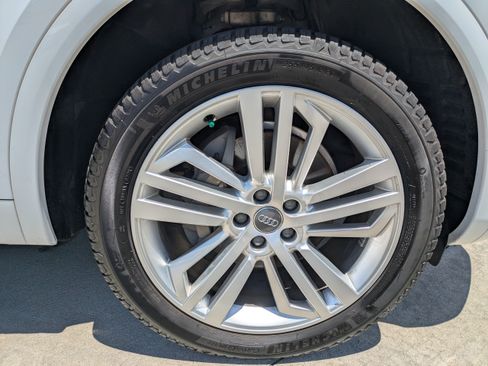 Used 2018 Audi Q5 2.0T Premium Plus AWD/4WD image 9