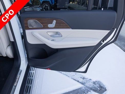 Certified 2025 Mercedes-Benz GLS 450 4MATIC image 19