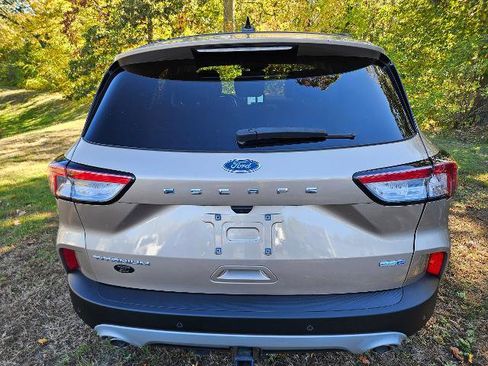 Certified 2020 Ford Escape Titanium image 6