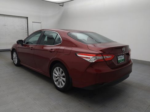 Used 2018 Toyota Camry LE FWD image 5