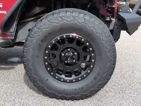 Used 2013 Jeep Wrangler Sport w/ Connectivity Group AWD/4WD image 11