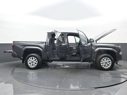 Used 2026 Toyota Tacoma SR5 RWD image 31
