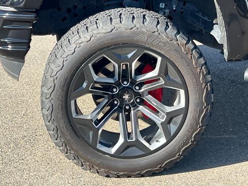 Used 2022 Ford F150 XLT w/ Equipment Group 302A High AWD/4WD image 13