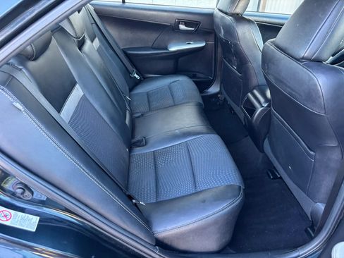 Used 2012 Toyota Camry SE w/ Convenience Pkg FWD image 13
