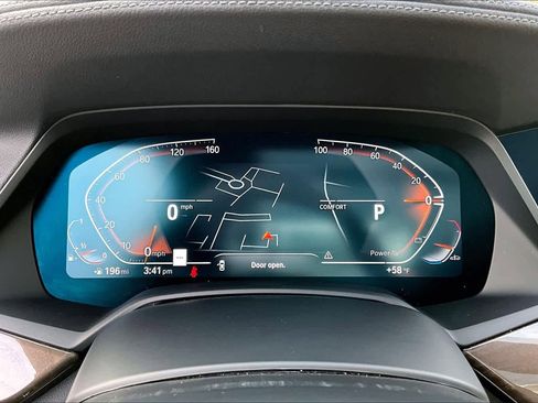 Used 2022 BMW X5 xDrive40i w/ Premium Package image 25