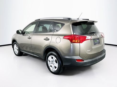 Used 2013 Toyota RAV4 LE FWD image 5