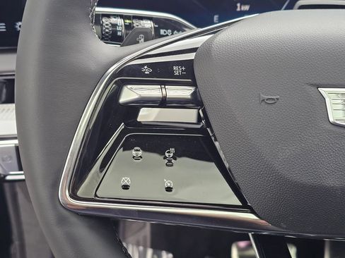 New 2026 Cadillac Optiq Luxury 2 AWD/4WD image 26