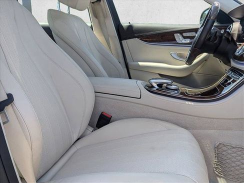 Used 2020 Mercedes-Benz E 350 4MATIC Sedan image 23