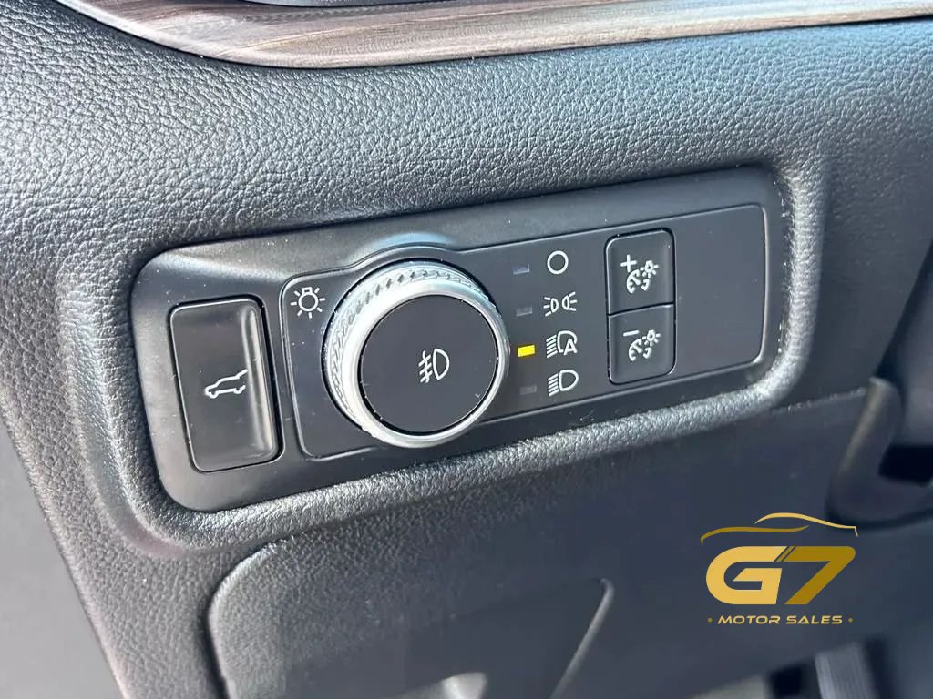 Used 2020 Ford Explorer Limited RWD image 16