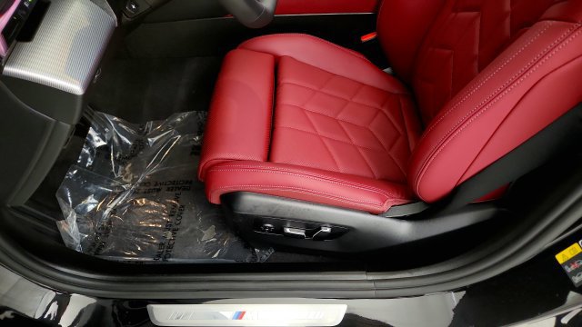 Used 2027 BMW i5 eDrive40 w/ M Sport Package RWD image 53