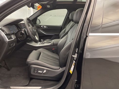 Used 2022 BMW X5 sDrive40i w/ Parking Assistance Package image 21