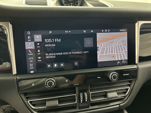 Used 2024 Porsche Macan image 14