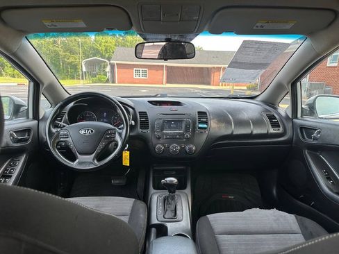 Used 2016 Kia Forte EX FWD image 14