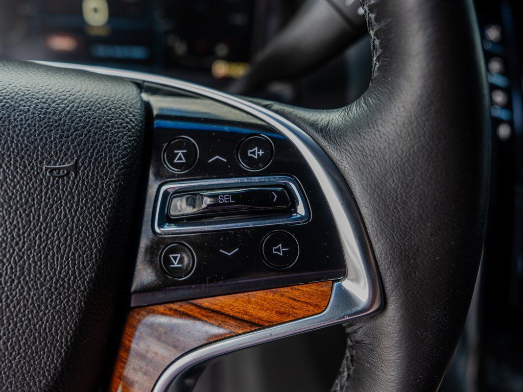 Used 2015 Cadillac Escalade Premium RWD image 17