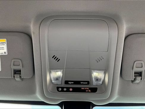Used 2024 Chevrolet Equinox LS FWD image 26
