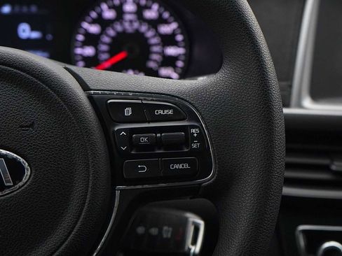 Used 2018 Kia Optima LX image 18