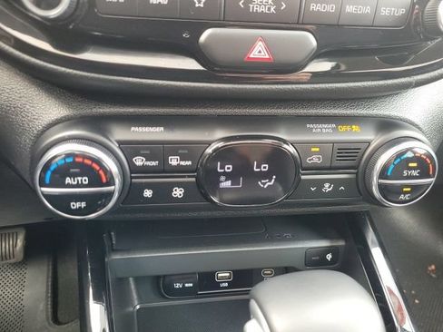 Certified 2024 Kia Soul EX FWD image 23