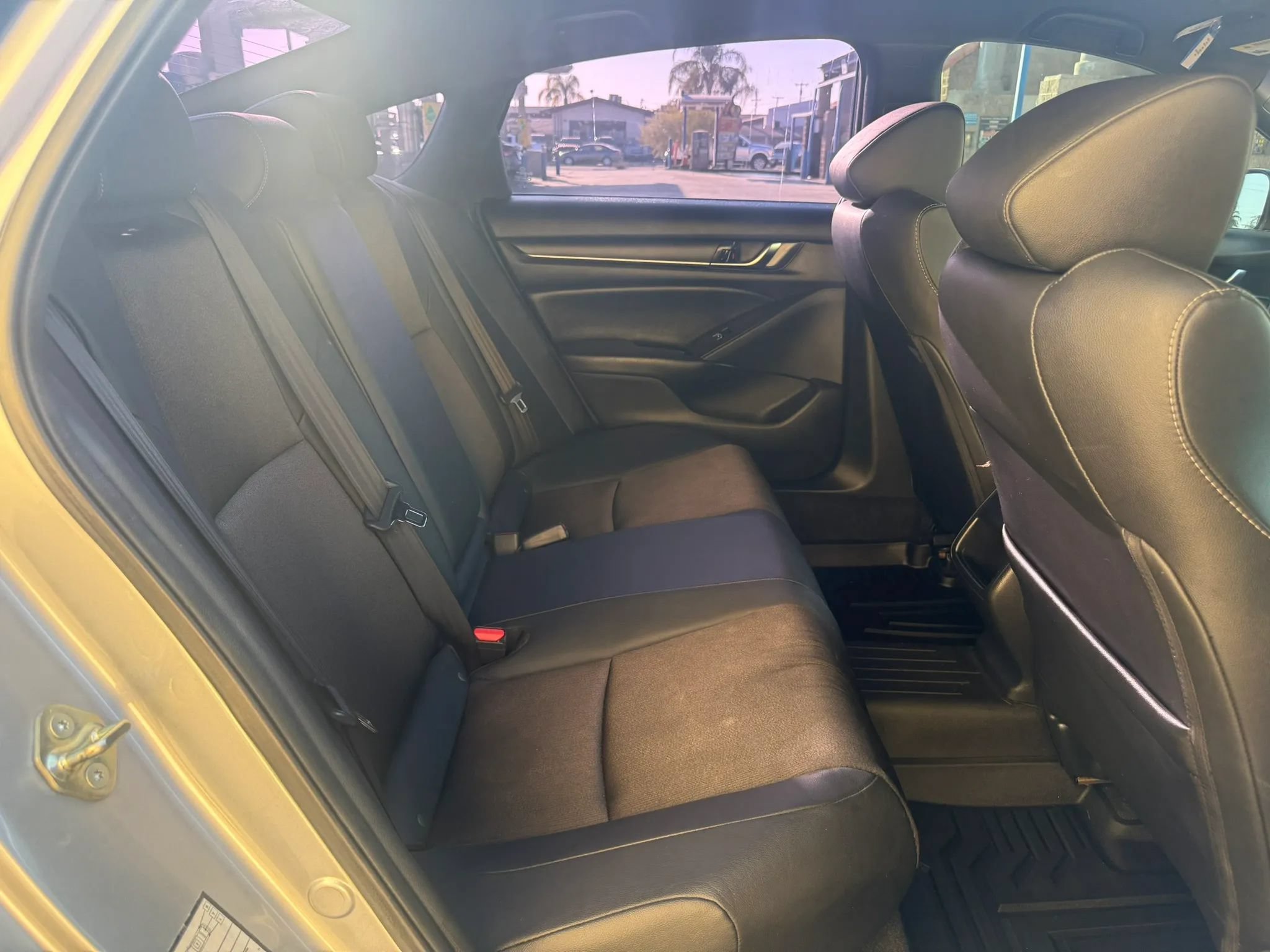 Used 2020 Honda Accord Sport image 8