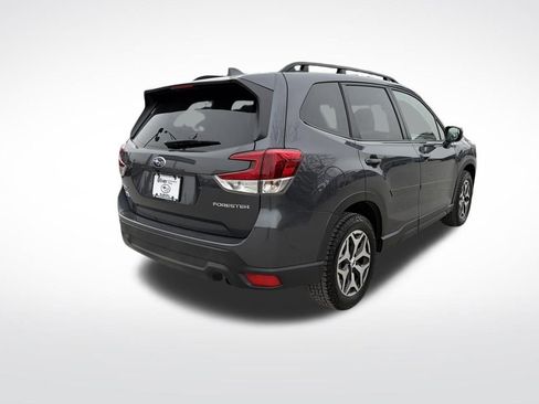 Used 2023 Subaru Forester Premium image 17