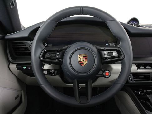 New 2026 Porsche 911 Carrera 4S image 12