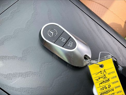 Used 2025 Mercedes-Benz E 350 4MATIC Sedan image 14