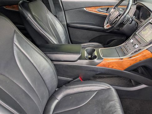 Used 2020 Lincoln Nautilus Reserve w/ Cargo Utility Package image 12