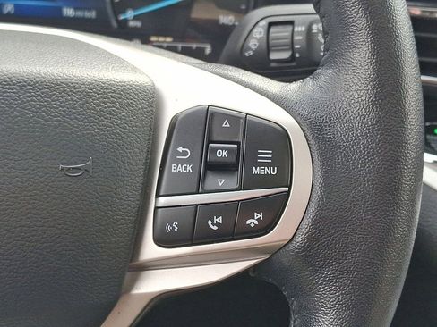 Certified 2021 Ford Explorer XLT w/ Equipment Group 202A AWD/4WD image 18