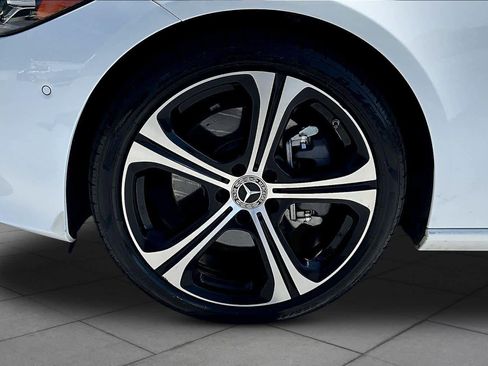 Used 2024 Mercedes-Benz C 300 Sedan image 10