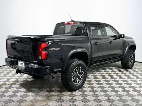 Used 2024 Chevrolet Colorado ZR2 w/ Safety Package AWD/4WD image 7