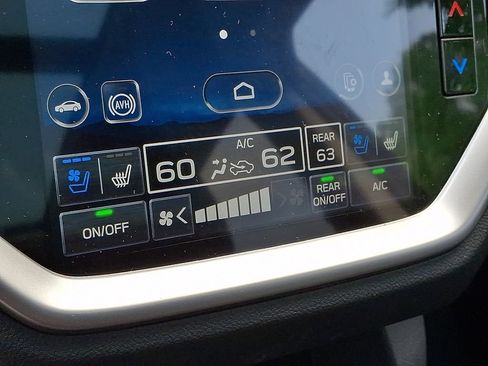 Used 2025 Subaru Ascent Touring w/ Popular Package #2 AWD/4WD image 18
