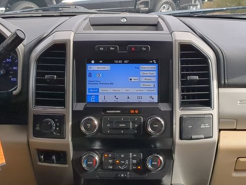 Used 2019 Ford F250 Lariat w/ Chrome Package image 16