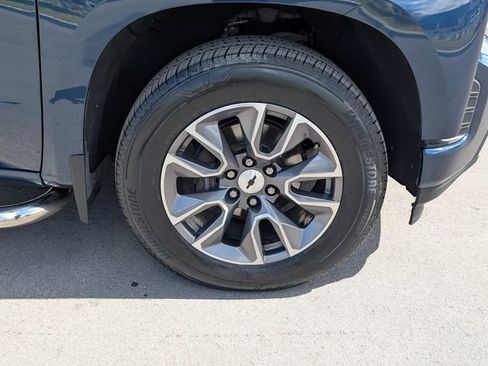 Used 2021 Chevrolet Silverado 1500 RST w/ Convenience Package II image 16