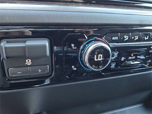 New 2026 GMC Sierra 1500 Elevation image 21