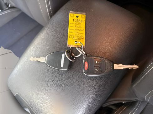 Used 2014 Jeep Wrangler Unlimited Sahara w/ Dual Top Group AWD/4WD image 31