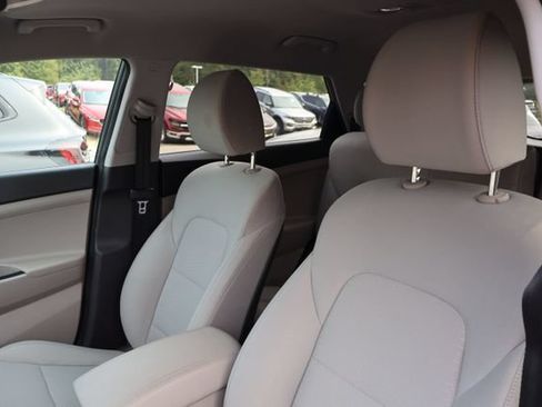 Used 2019 Hyundai Tucson Value AWD/4WD image 11