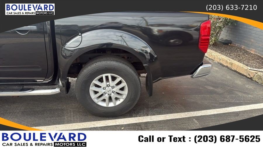 Used 2016 Nissan Frontier SV AWD/4WD image 10