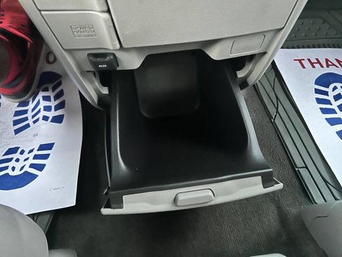 Used 2016 Honda Odyssey LX image 26