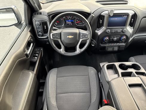 Used 2022 Chevrolet Silverado 1500 LT image 28