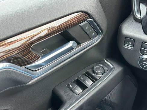 Used 2023 GMC Sierra 1500 Elevation image 31