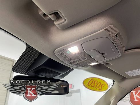 Used 2020 Ford Expedition Max Platinum image 18